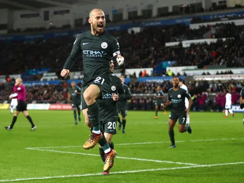 Vì sao David Silva bị gạch tên khỏi trận Arsenal?