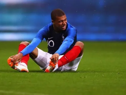 Nóng: Kylian Mbappe chấn thương trước thềm World Cup 2 ngày