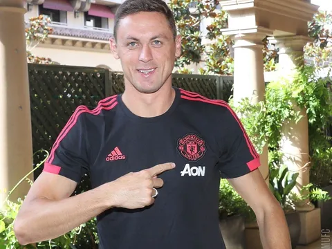 NÓNG: Man Utd đón thêm "bệnh binh" trong mùa giao hữu