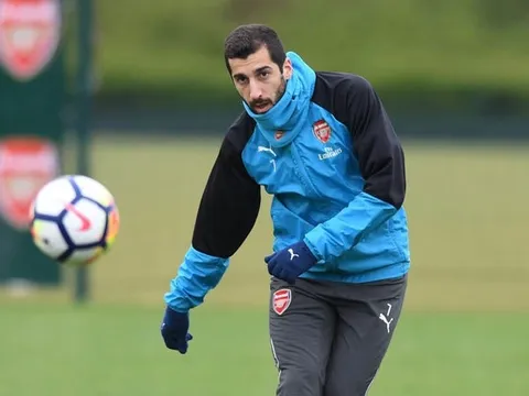 NÓNG: Mkhitaryan nén đau đối đầu Man Utd?