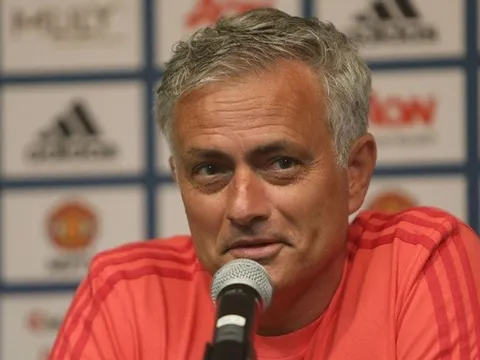 Mourinho cập nhật tình hình chấn thương của Valencia