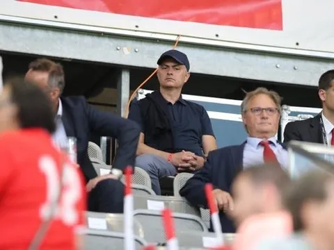 NÓNG: Mourinho trực tiếp ra tay, M.U chuẩn bị đón sao bự Ngoại hạng Anh
