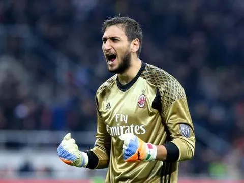 NÓNG: Raiola lại tung chiêu, Donnarumma hoãn ký hợp đồng