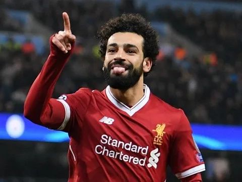 NÓNG: Salah nhận quà "khủng" từ Liverpool