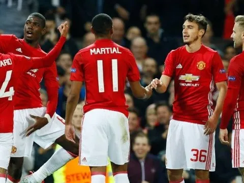 NÓNG: Sao 70 triệu bảng yêu cầu rời Man Utd để đến Chelsea