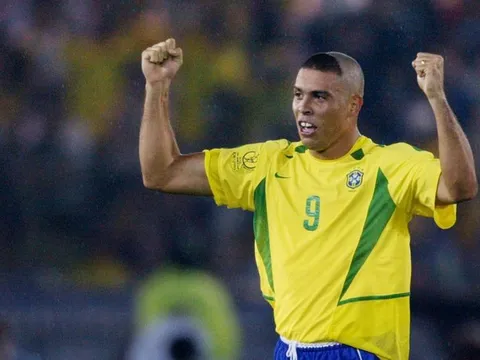 NÓNG: Ronaldo nhập viện khẩn cấp