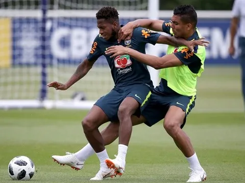NÓNG: Tân binh Fred của Man United cập nhật tình trạng sau chấn thương