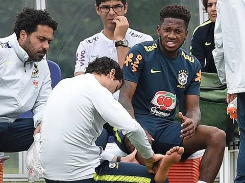 SỐC! Tân binh Fred của Man United chấn thương ngay trước thềm World Cup