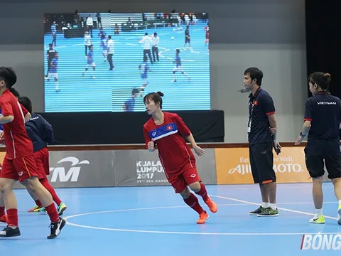 Nữ Futsal Việt Nam được nghe nhạc Sơn Tùng M-TP trước đại chiến Thái Lan