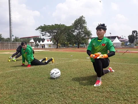 May mắn hơn đội nam, tuyển nữ Việt Nam được tập sân ‘xịn’