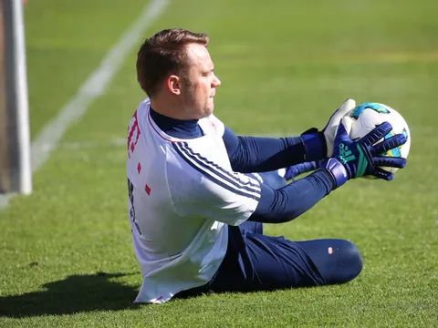 Nuốt trọn giáo án, Manuel Neuer sắp trở lại