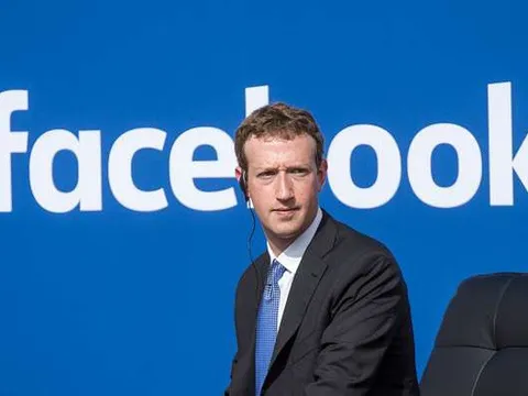 Ông chủ Facebook chuẩn bị thâu tóm Tottenham?