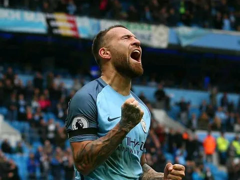 Đội hình tiêu biểu vòng 36 NHA: "Hung thần" của Man Utd góp mặt