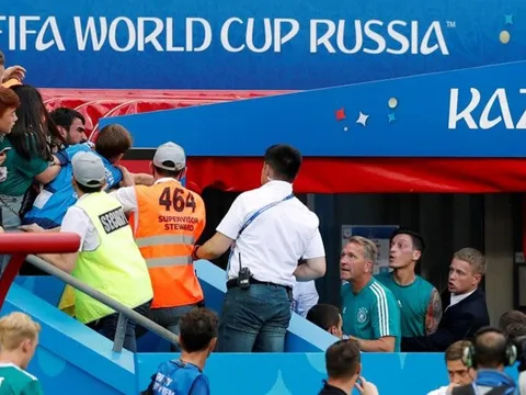 Mesut Ozil phá vỡ sự im lặng sau khi tuyển Đức bị loại tủi hổ ở World Cup