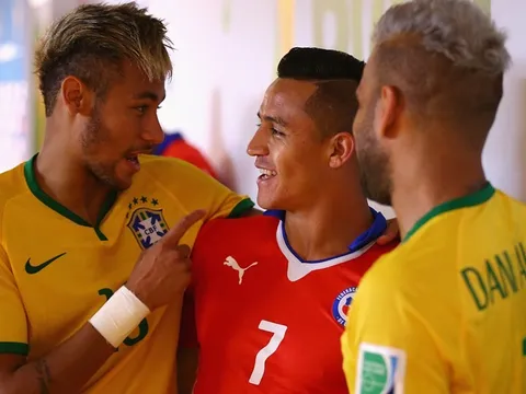 Paris SG dùng Neymar và Alves để lôi kéo Alexis Sanchez