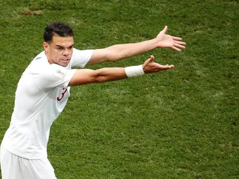 Ronaldo hay, nhưng Pepe xuất sắc không kém