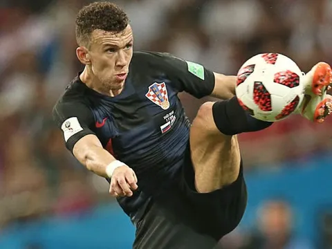 Perisic trở thành người hùng Croatia, Mourinho lại sôi sục
