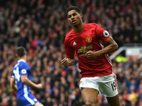 Pha lập công của Marcus Rashford làm tung lưới Man City