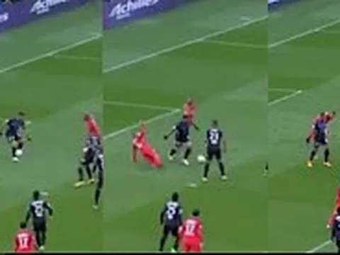 Pha rê bóng qua người chẳng khác gì Messi của hậu vệ PSG