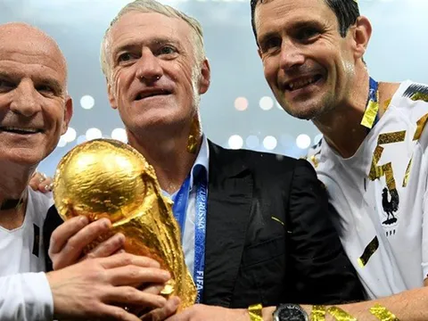 Pháp vô địch World Cup 2018: Hãy tôn trọng thầy trò Deschamps!