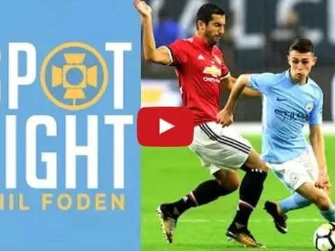 Phil Foden - sao trẻ được Pep hết lời khen ngợi
