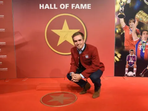 Philipp Lahm bảnh bao đi vào ngôi nhà Huyền thoại của Bayern