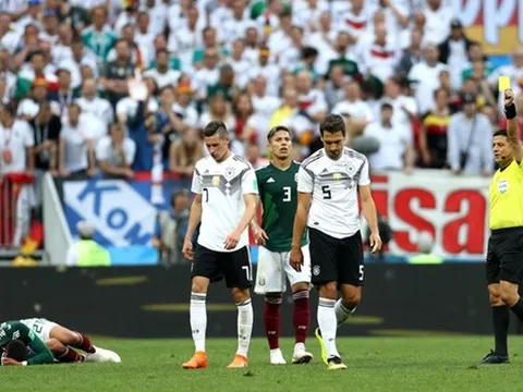 'Phòng ngự thế nào khi chỉ có tôi và Boateng ở phía sau'