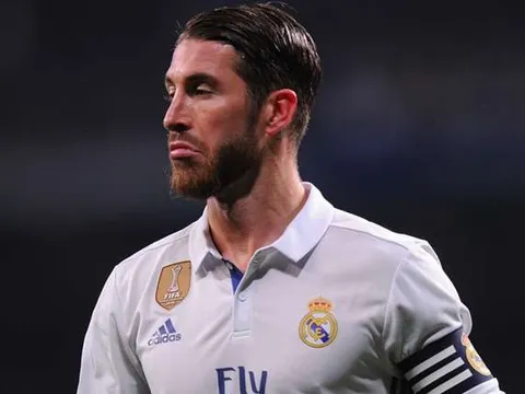 Pique 'chọc ngoáy' Real, Ramos đáp trả: "Hãy nhìn lại trận PSG"