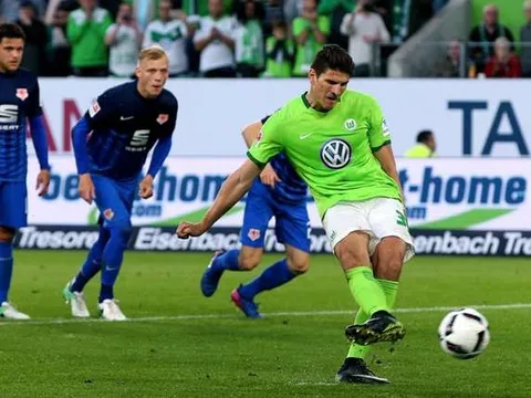 Play-off Bundesliga 2017/18 (lượt về) Eintracht Braunschweig vs Wolfsburg: Cẩn thận có biến