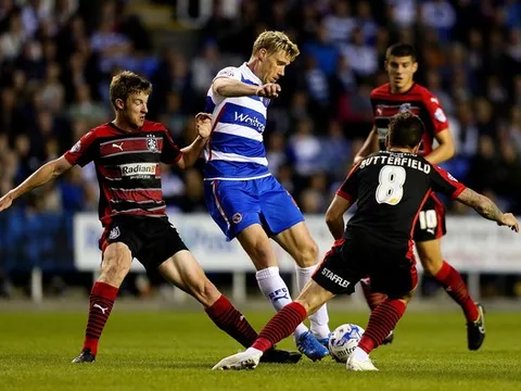 Play-off thăng hạng Ngoại hạng Anh 2017/18 Huddersfield - Reading: Chiếc vé đến hành tinh khác