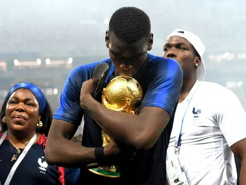 Paul Pogba giải thích lí do không nhuộm tóc ở World Cup 2018