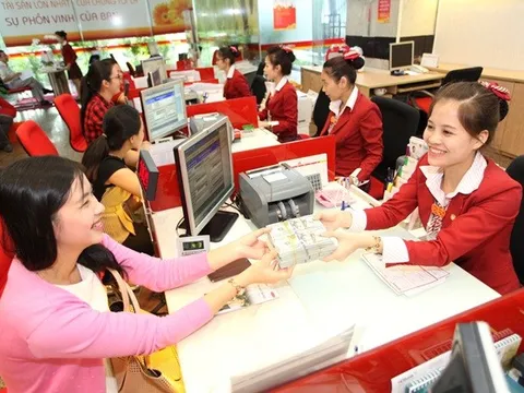 Ngân hàng hút khách gửi tiết kiệm bằng “độc chiêu”