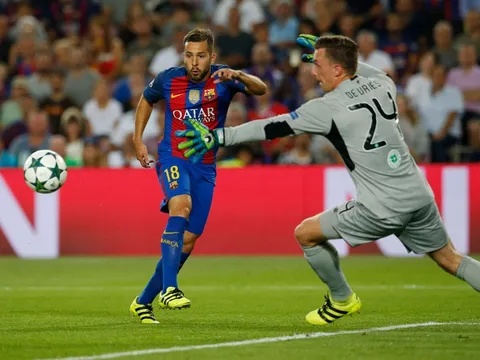 PSG hết cơ hội chiêu mộ ngôi sao cánh trái của Barca