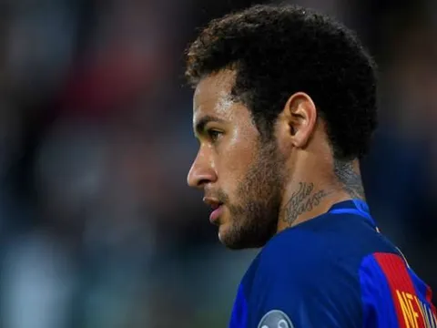 Puyol "nổi đoá", chờ lời giải thích từ Neymar