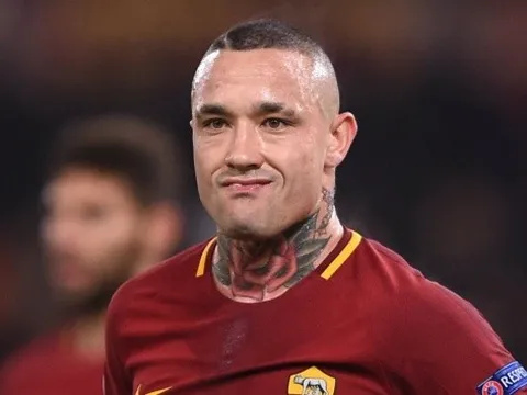 AS Roma đang "nhìn rau gắp thịt"?