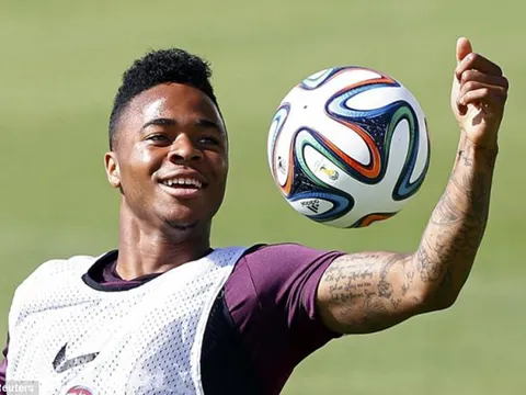 Raheem Sterling lý giải về hình xăm không giống ai của mình
