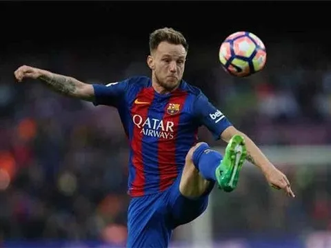 Rakitic: Chủ tịch Pique yêu cầu tôi nhường pen cho Mascherano