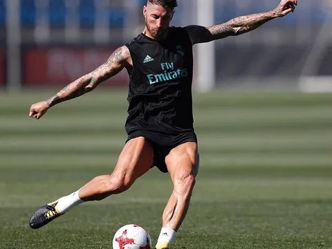 Ramos căng đùi tập sút, quyết ghi bàn vào lưới Barca