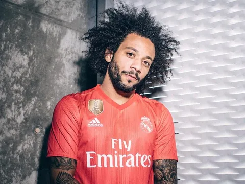Real Madrid chính thức ra mắt mẫu áo đặc biệt
