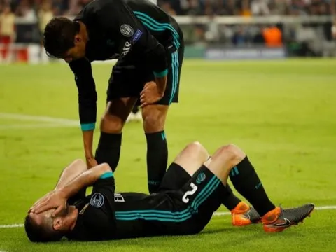 Real nhận tin "sét đánh" trước đại chiến với Bayern