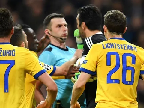 Real thoát hiểm, bán kết Champions League chứng kiến kỳ tích