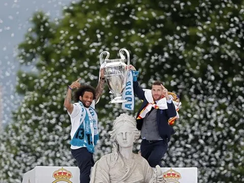 Chùm ảnh: Các cầu thủ Real Madrid ăn mừng chức vô địch Champions League
