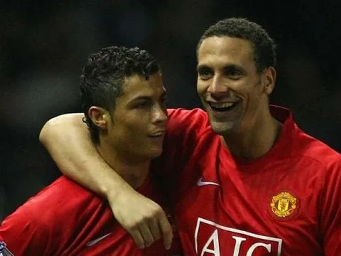 Rio Ferdinand hy vọng Ronaldo trở lại Man United