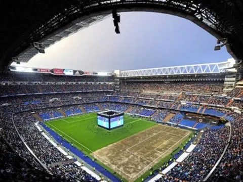 Real mở cửa sân Bernabeu phục vụ CĐV ở Champions League
