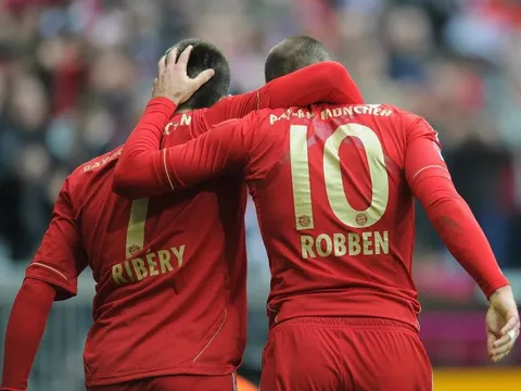 Robbery đã hết thời, Bayern Munich cần đôi cánh mới