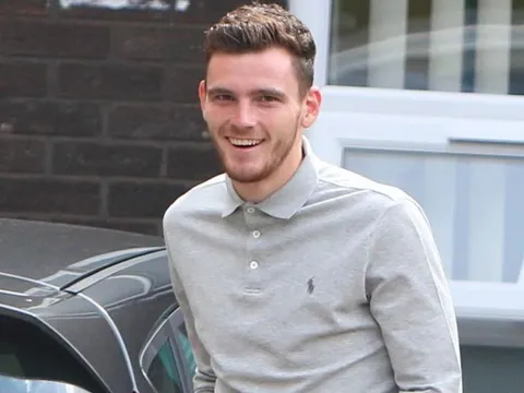 Robertson rạng rỡ kiểm tra y tế, chuẩn bị ký hợp đồng gia nhập Liverpool