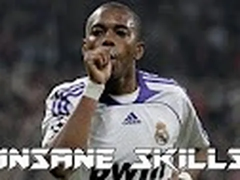 Robinho, thần đồng không thể lớn của Brazil