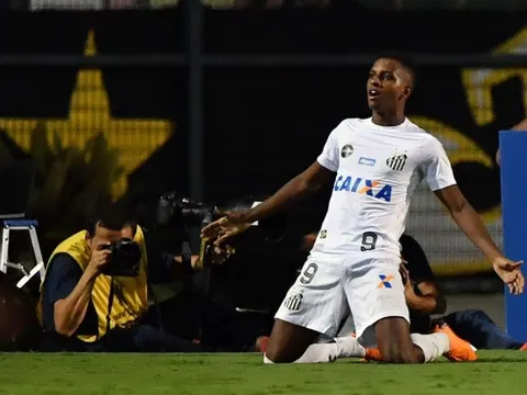 Xác nhận! Liverpool ra giá cho tiền đạo Brazil