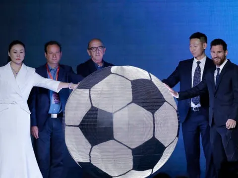 Rời Barcelona, Messi bất ngờ có mặt tại Trung Quốc