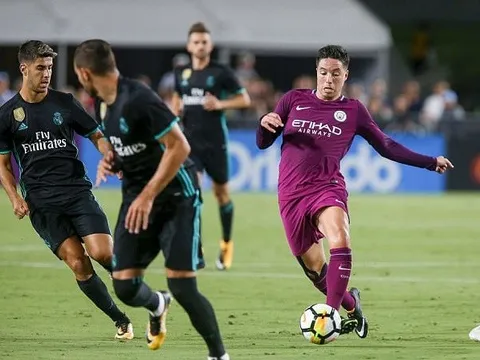Rời Man City, Nasri thành đồng đội với Balotelli?